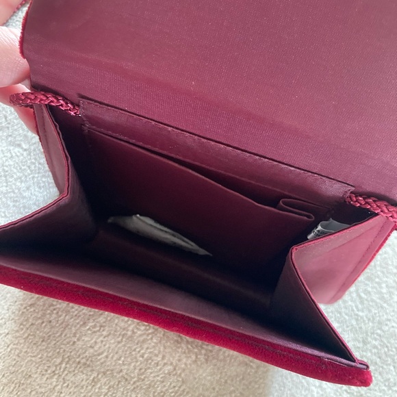 Purse - Picture 2 of 8